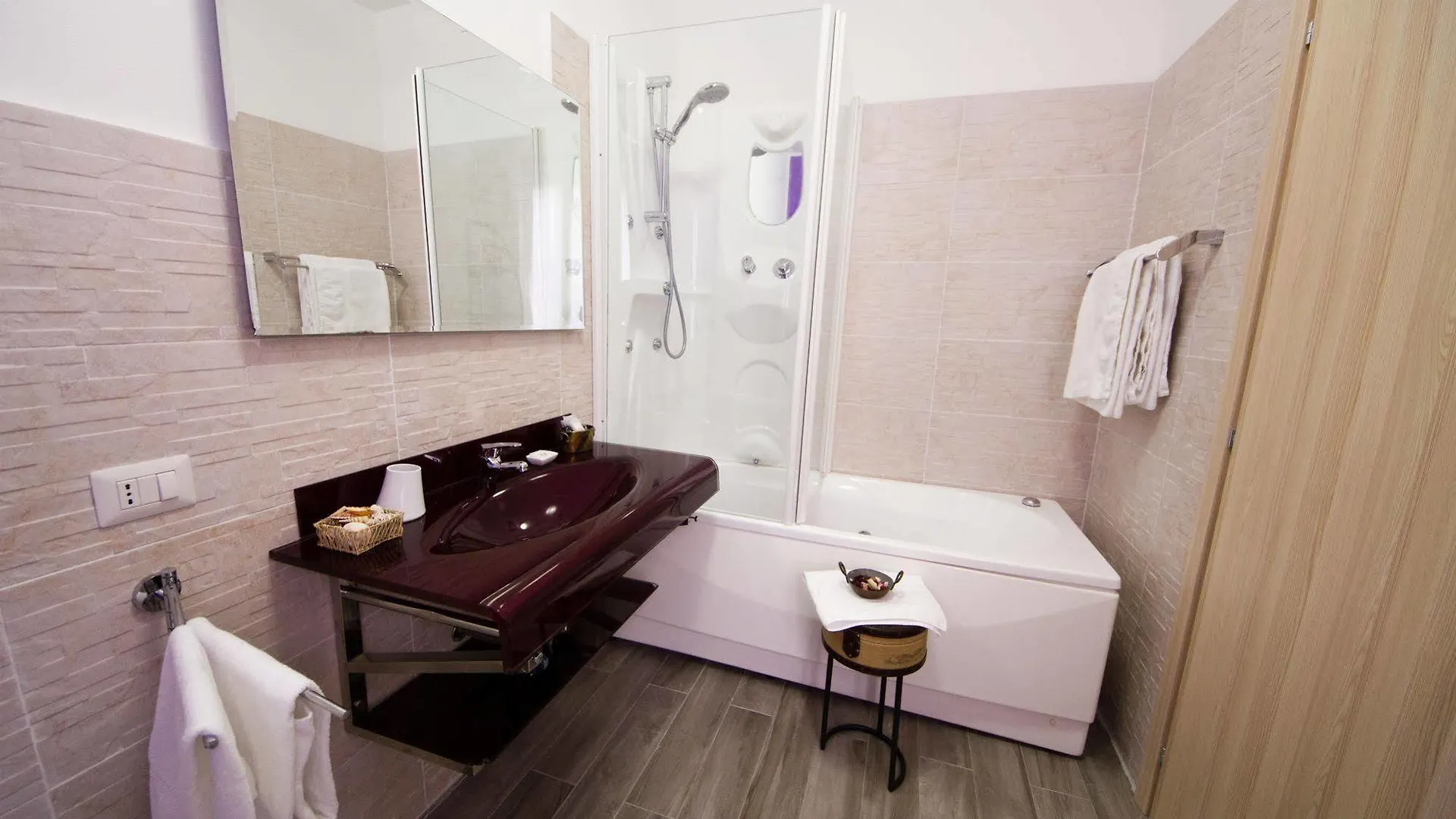 Luci A San Siro Bed & Breakfast Milan 3*,  Italy